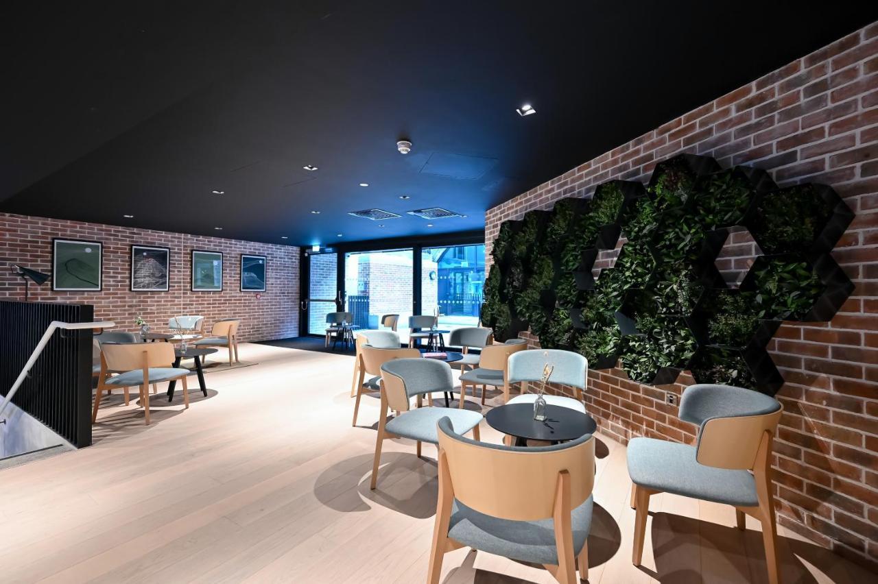 Staycity Aparthotels Dublin Mark Street ภายนอก รูปภาพ